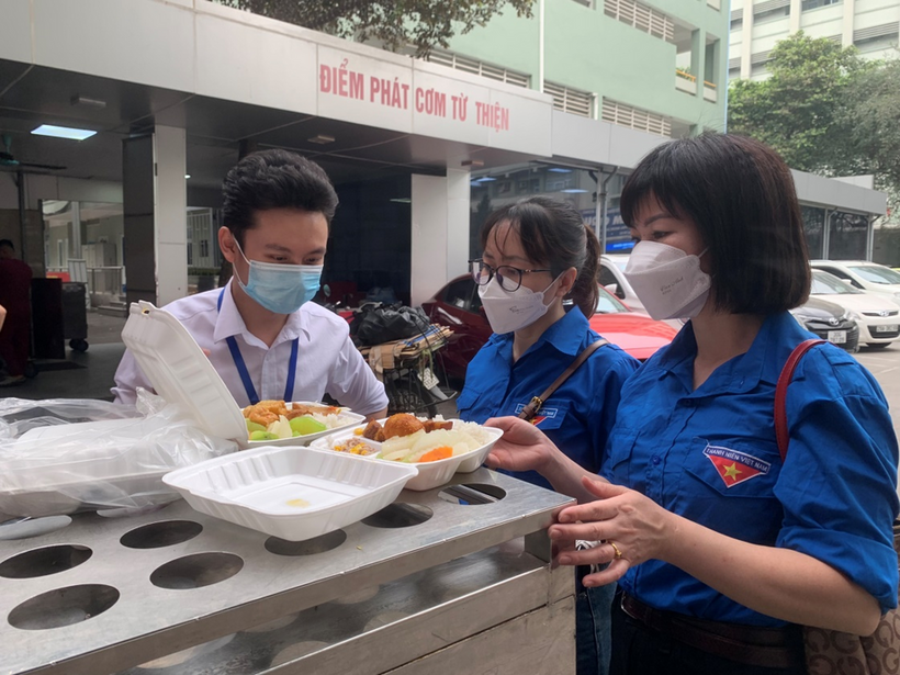 C:\Users\Lop B1\Desktop\anh thien nguyen\anh thien nguyen 8.jpg