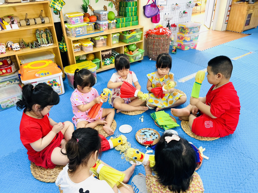 C:\Users\Admin\OneDrive\Desktop\Ảnh viết bài\z4208963205383_fa9d3f63ad6be263a81a04b65a5e864b.jpg