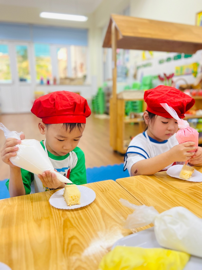 C:\Users\Lop B1\Desktop\bé tập làm nội trợ\z4244896352556_25ba66555da9467e25a9eb3b1cf294c3.jpg