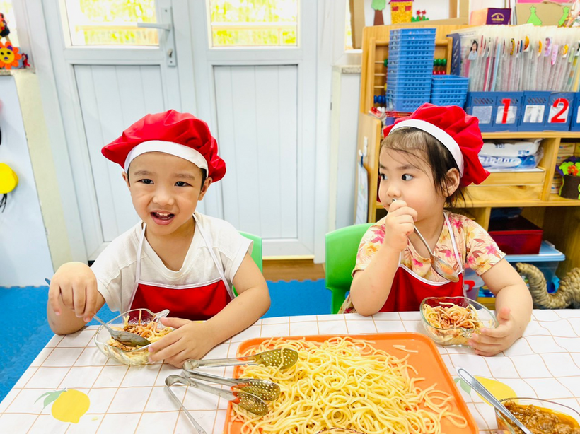 D:\data 10122020\Desktop\Ảnh C3\z4243980794966_f6cc3e5b89701f3eedfcee5a9a27984e.jpg