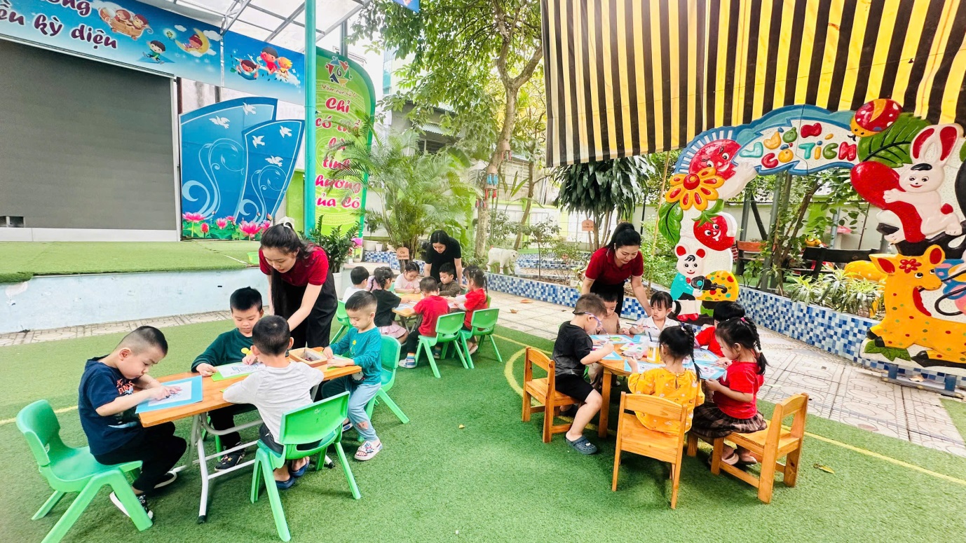 D:\3. NĂM HỌC 2025- 2026\VĂN BẢN\BÀI ĐĂNG WEB\Ảnh các tháng\Tháng 10\LQVH Truyện Quà tặng mẹ\5aca754e10e19dbfc4f0.jpg