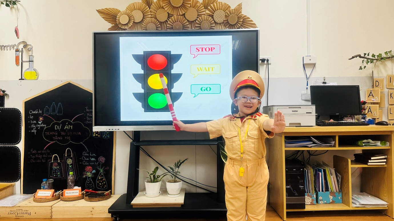 D:\3. NĂM HỌC 2025- 2026\VĂN BẢN\BÀI ĐĂNG WEB\Ảnh các tháng\Tháng 10\Hưởng ứng ngày Pháp luật\1f506abc3314be4ae705.jpg