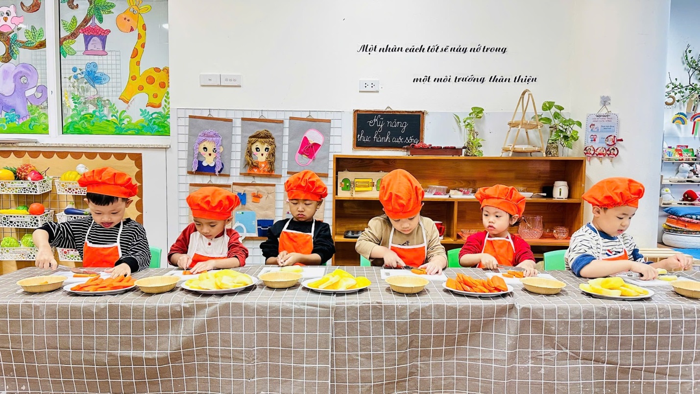 D:\3. NĂM HỌC 2025- 2026\VĂN BẢN\BÀI ĐĂNG WEB\Ảnh các tháng\Tháng 11\làm salad Nga\5480a1ef5dc5d19b88d433.jpg