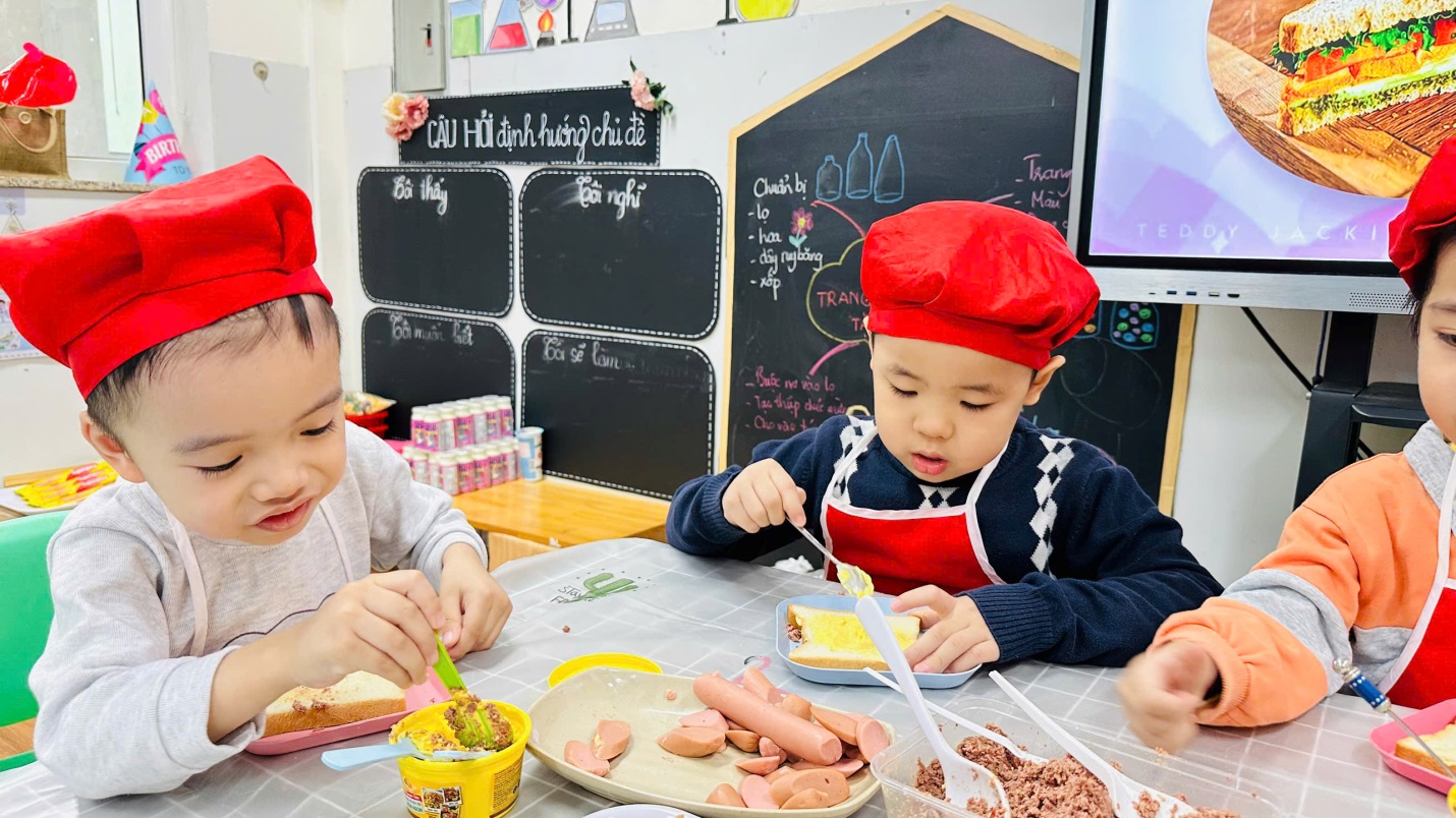 D:\3. NĂM HỌC 2025- 2026\VĂN BẢN\BÀI ĐĂNG WEB\Ảnh các tháng\Tháng 11\bánh mì sandwich nướng\901b45996e0fe251bb1e.jpg