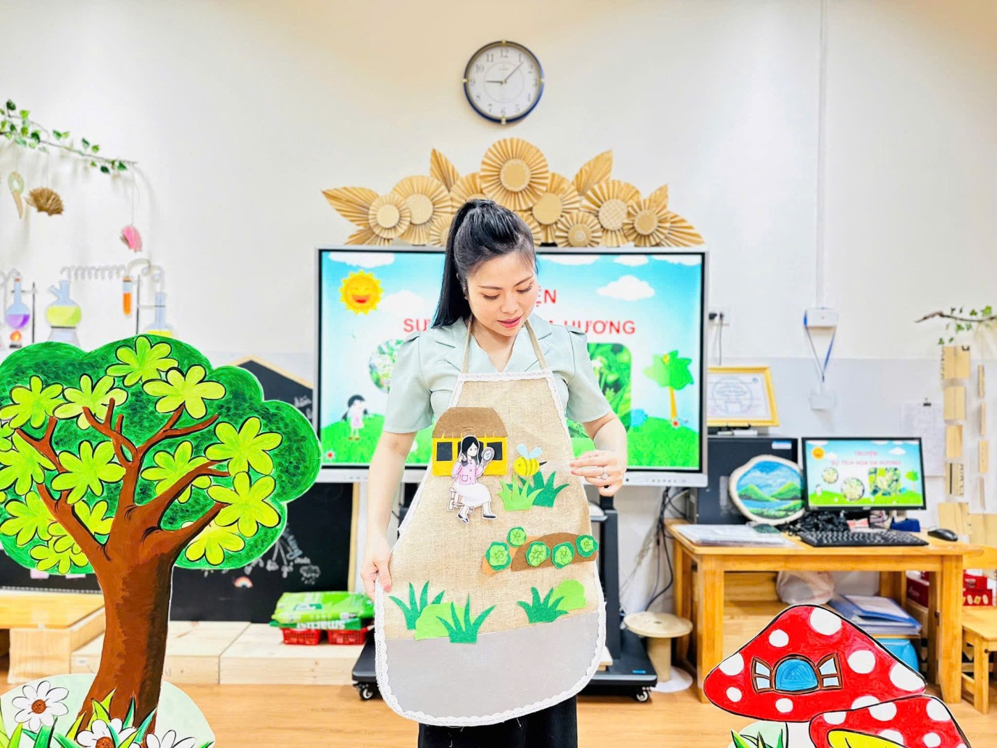 D:\2. NĂM HỌC 2024- 2025\BÀI ĐĂNG WEB\Truyện sự tích hoa dạ hương\c192d2bb5196e7c8be8718.jpg