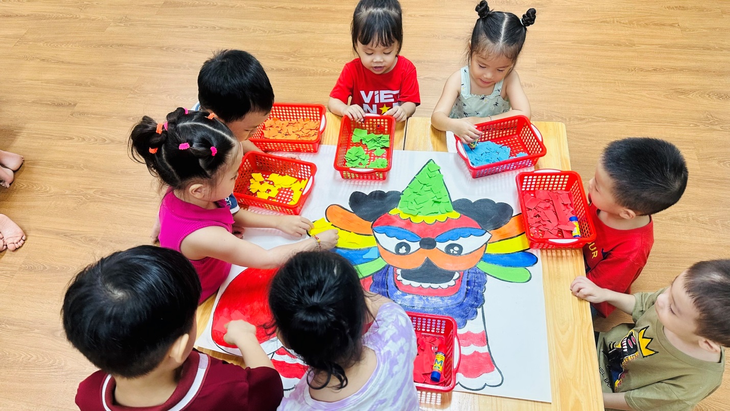 D:\3. NĂM HỌC 2025- 2026\VĂN BẢN\BÀI ĐĂNG WEB\Ảnh các tháng\Tháng 9\Làm lân sư tử\Con Zai Yêu 🥰 [17-09-2025 13_02]\002b3e86e0cc6a9233dd9.jpg