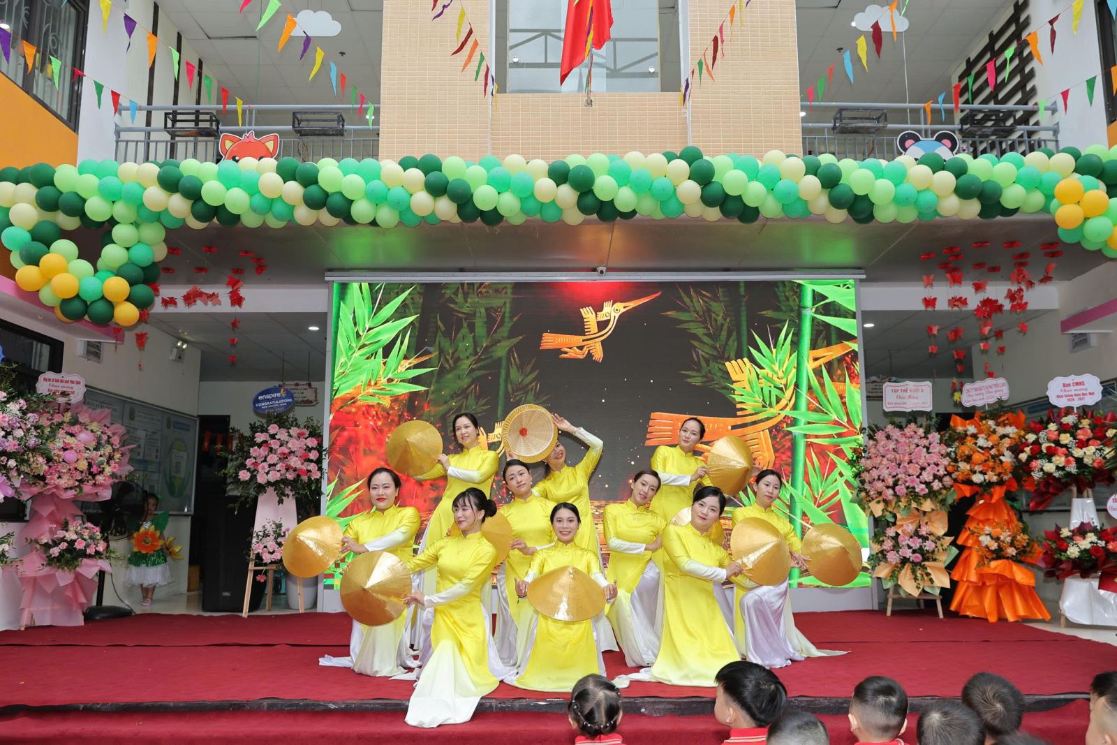 https://mnsaomai.ngocha.edu.vn/UploadFinder/images/1788570472946_1551238222062729266_7536748857319150882_b5764655fd788e0e43aae778b61d4541.jpg