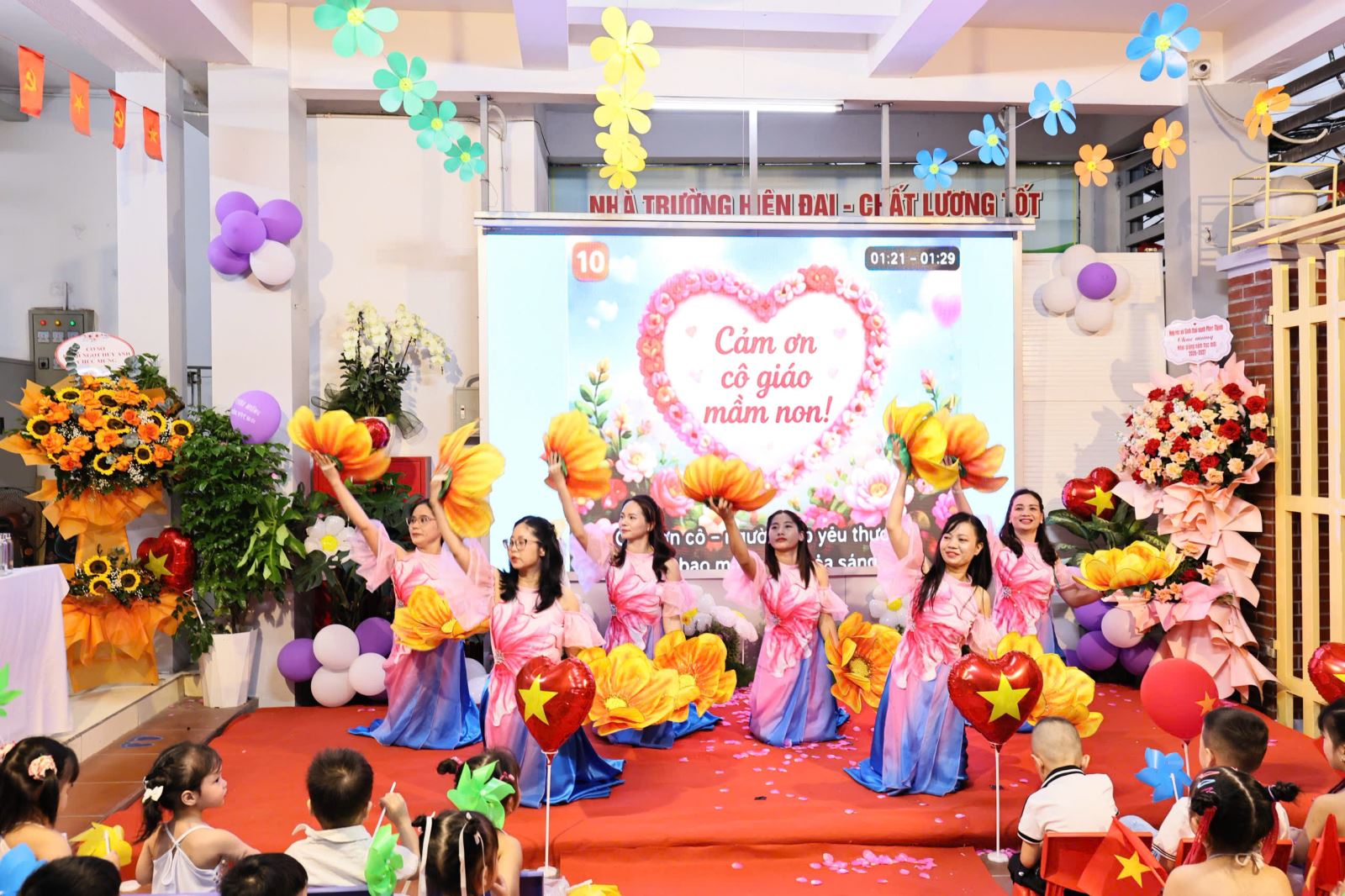 https://mnsaomai.ngocha.edu.vn/UploadFinder/images/1788596800517_7536748857319150882_7536748857319150882_3ed170f1ac164e8734430d436f6fc0b3.jpg