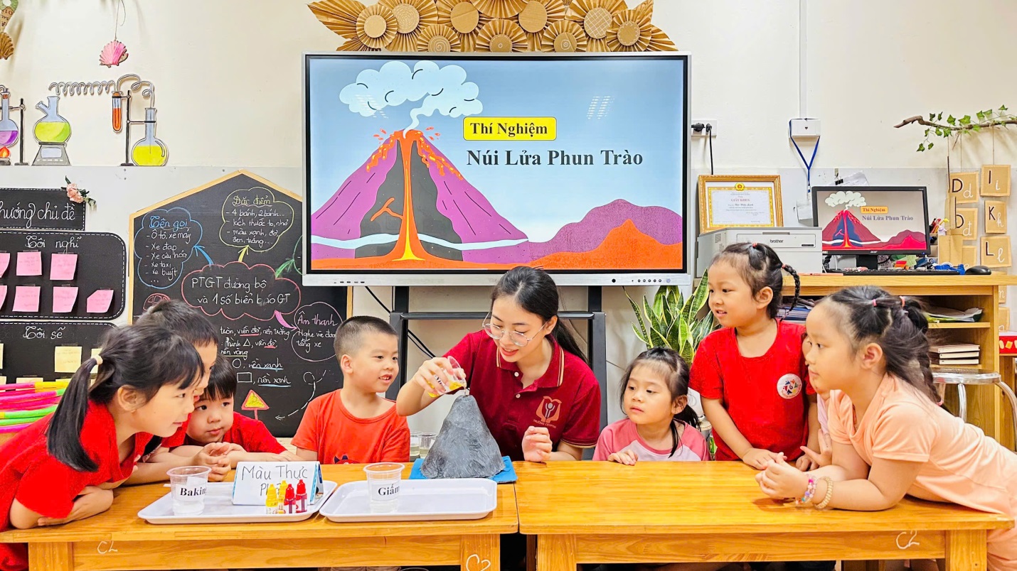D:\3. NĂM HỌC 2025- 2026\VĂN BẢN\BÀI ĐĂNG WEB\Ảnh các tháng\Tháng 4\núi lửa phun trào\334182695683035203980.jpg