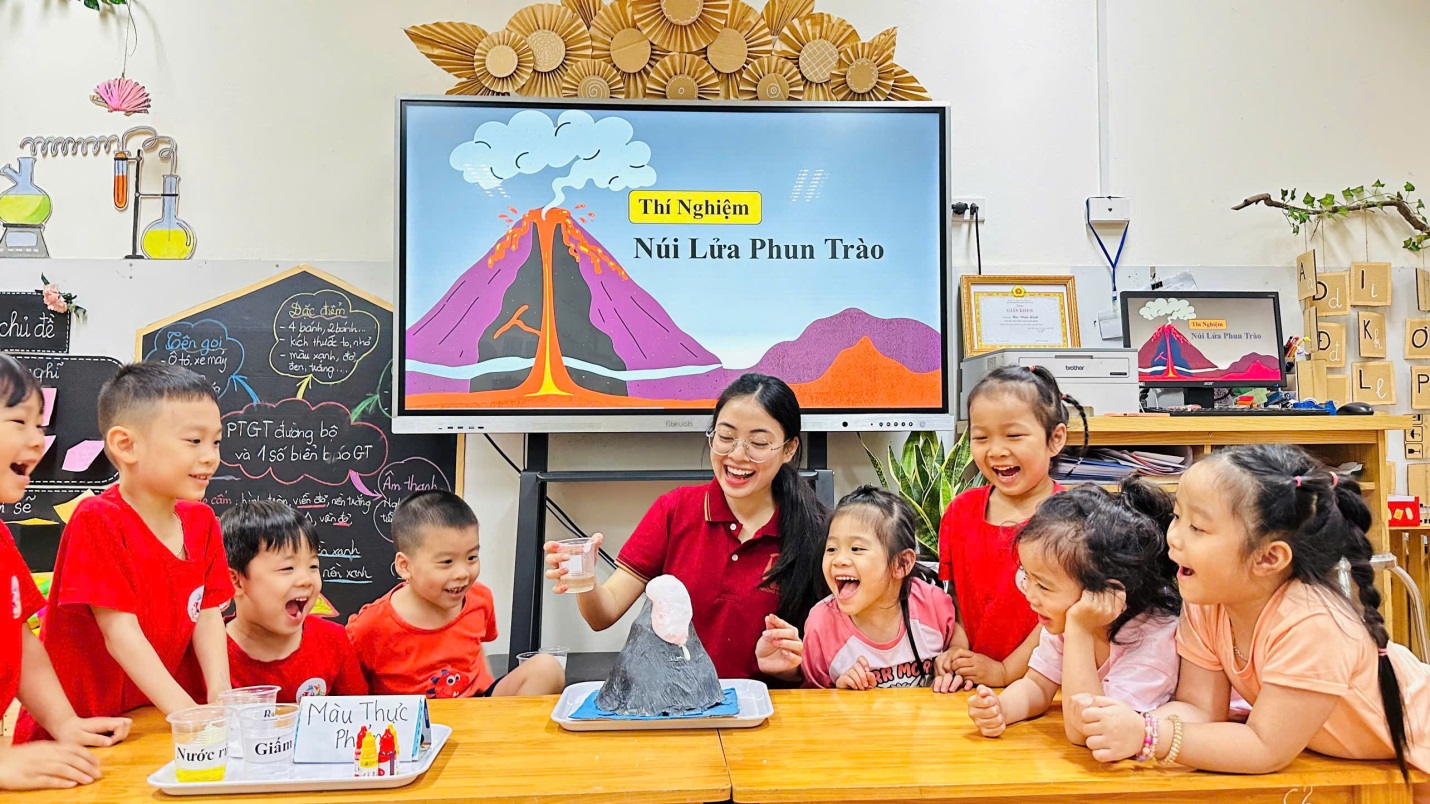 D:\3. NĂM HỌC 2025- 2026\VĂN BẢN\BÀI ĐĂNG WEB\Ảnh các tháng\Tháng 4\núi lửa phun trào\263735926920523015182.jpg