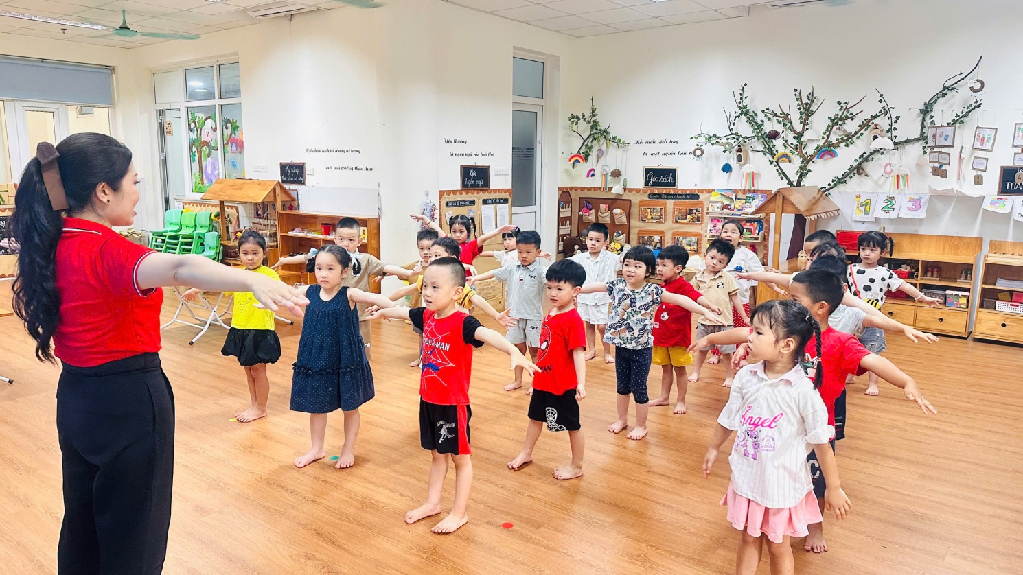 D:\4. NĂM HỌC 2026-2027\VĂN BẢN\BÀI ĐĂNG WEB\ẢNH TƯ LIỆU\THÁNG 8\HĐ rèn nếp đầu năm\Thu Thuỷ- cún S6 [11-08-2026 09_47]\2aoboqqxlwu1nkspr9aq1q25uiuxjaedhavpxfdu4.jpg
